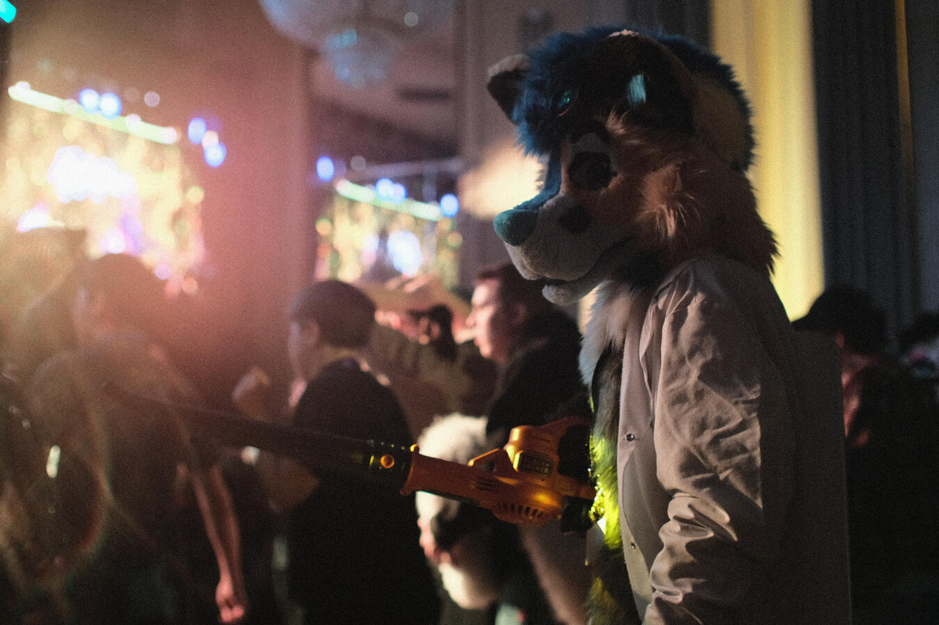 Niner brandishing a leaf blower at the Fursquared 2025 rave